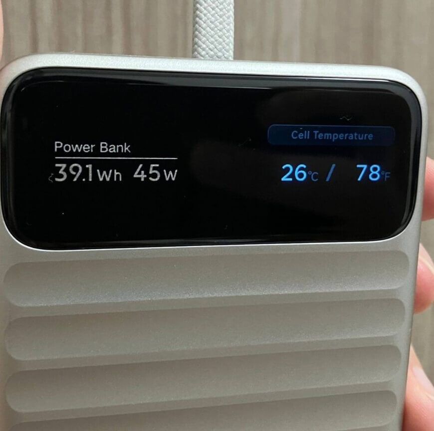 UGREEN Nexode Wavy モバイルバッテリーの編集部レビュー写真4